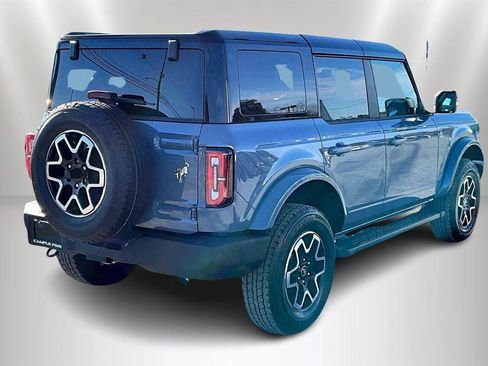 Used 2024 Ford Bronco Outer Banks image 2