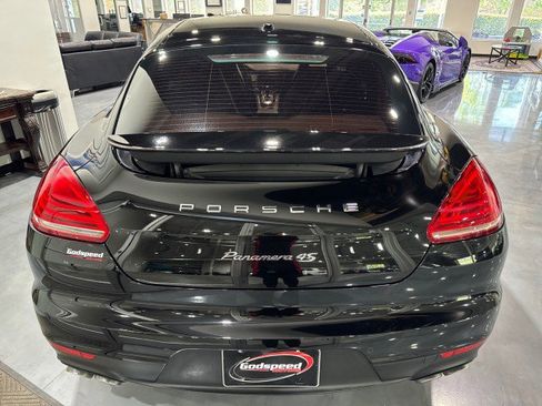 Used 2014 Porsche Panamera 4S Executive image 6