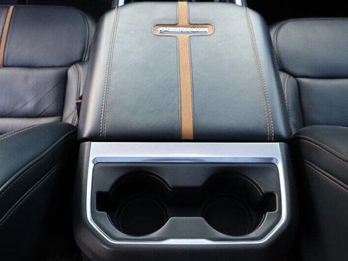 Used 2024 Ford F350 Platinum image 26