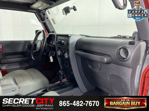 Used 2007 Jeep Wrangler Sahara w/ PWR Convenience Group AWD/4WD image 30