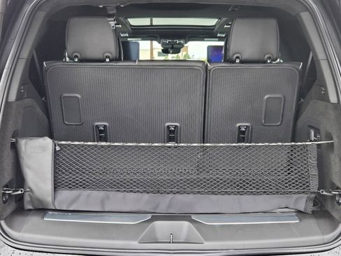 New 2026 Cadillac Escalade Platinum Sport w/ LPO, Floor Liner Package AWD/4WD image 9