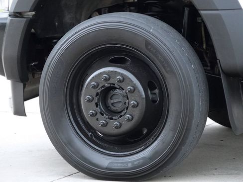 Used 2019 Ford F550 4x4 Crew Cab Super Duty w/ Power Equipment Group image 43