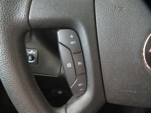 Used 2018 Chevrolet Express 3500 LT w/ LT Preferred Equipment Group RWD image 33