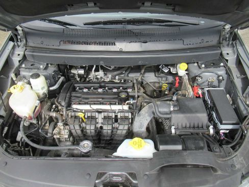 Used 2020 Dodge Journey SE w/ SE Popular Equipment Group image 13