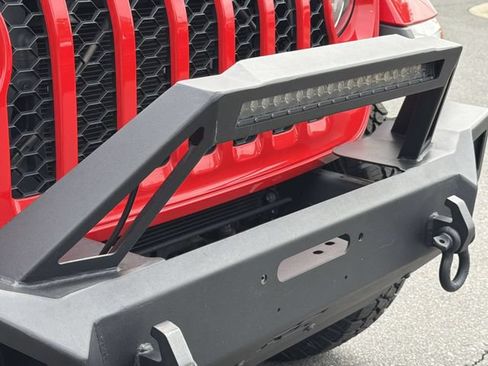 Used 2022 Jeep Gladiator Sport AWD/4WD image 17
