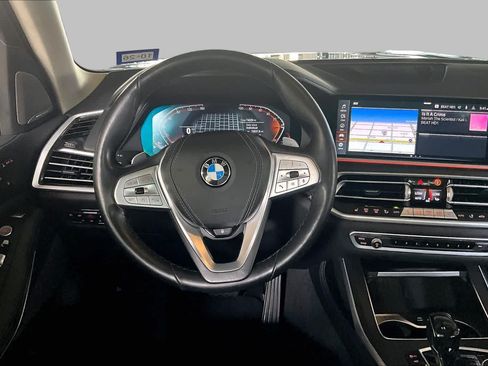 Used 2021 BMW X7 xDrive40i w/ Premium Package AWD/4WD image 5