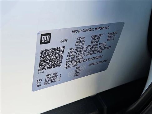 New 2026 Chevrolet Suburban LS AWD/4WD image 18