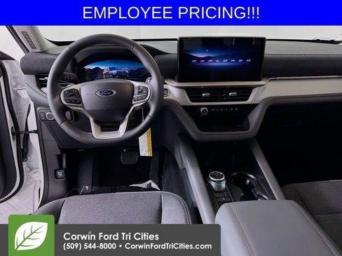 New 2026 Ford Explorer Active AWD/4WD image 27