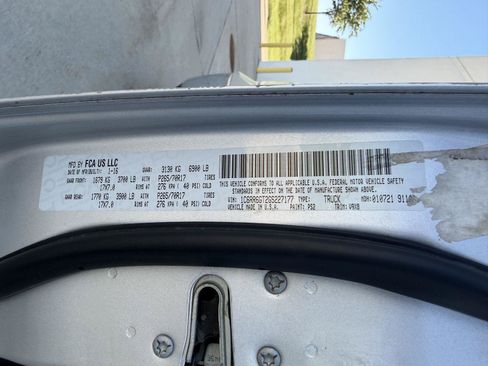 Used 2016 RAM 1500 Classic SLT RWD image 32