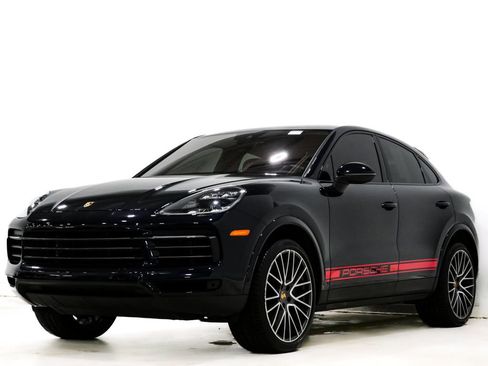 Used 2023 Porsche Cayenne S image 3