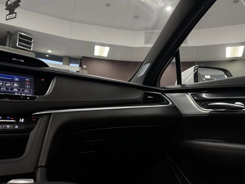 Used 2023 Cadillac XT5 Premium Luxury w/ Technology Package image 31