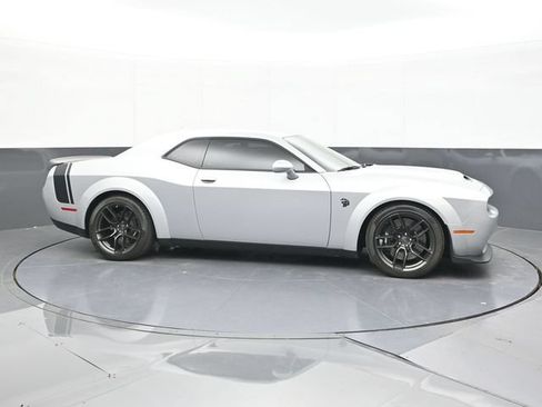 Used 2023 Dodge Challenger SRT Hellcat RWD image 19