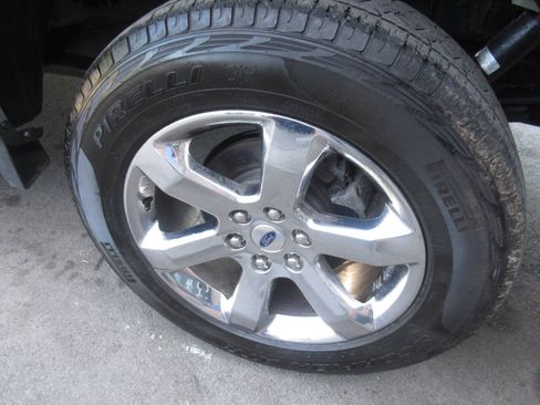 Used 2023 Ford F150 Lariat w/ Equipment Group 502A High AWD/4WD image 16