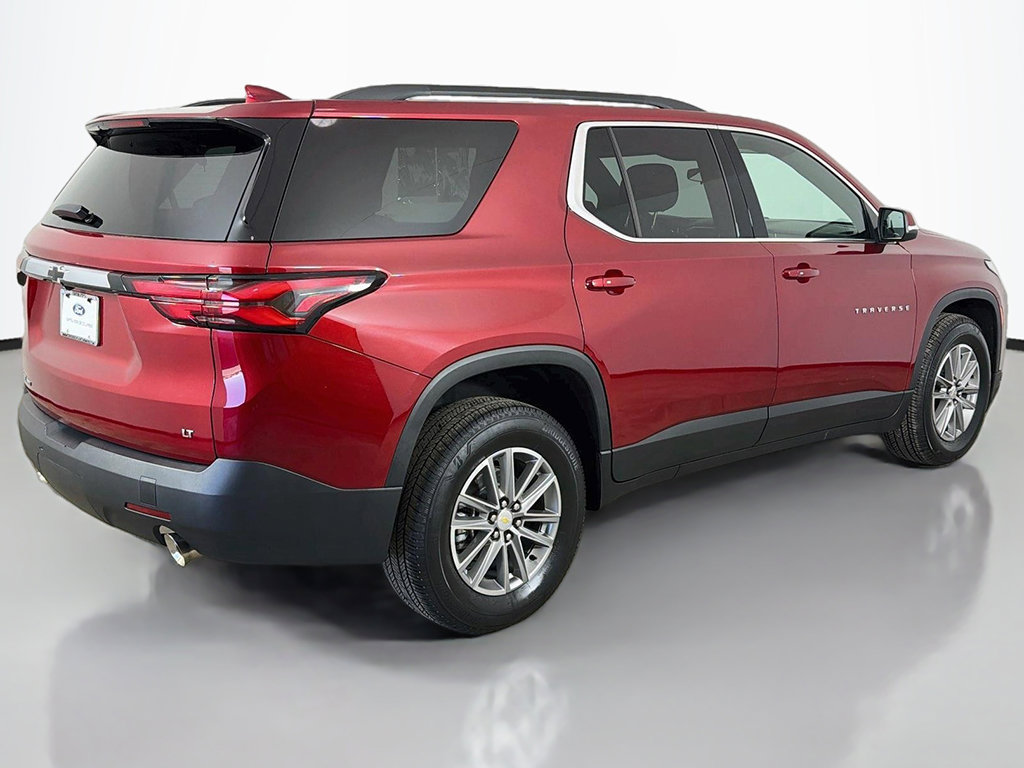 Used 2023 Chevrolet Traverse LT AWD/4WD image 11