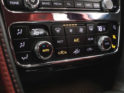 Used 2016 Bentley Flying Spur V8 image 38