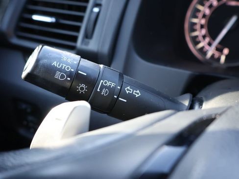 Used 2018 Honda Pilot Touring image 20