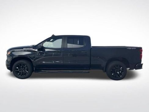 Used 2023 Chevrolet Silverado 1500 Custom AWD/4WD image 4