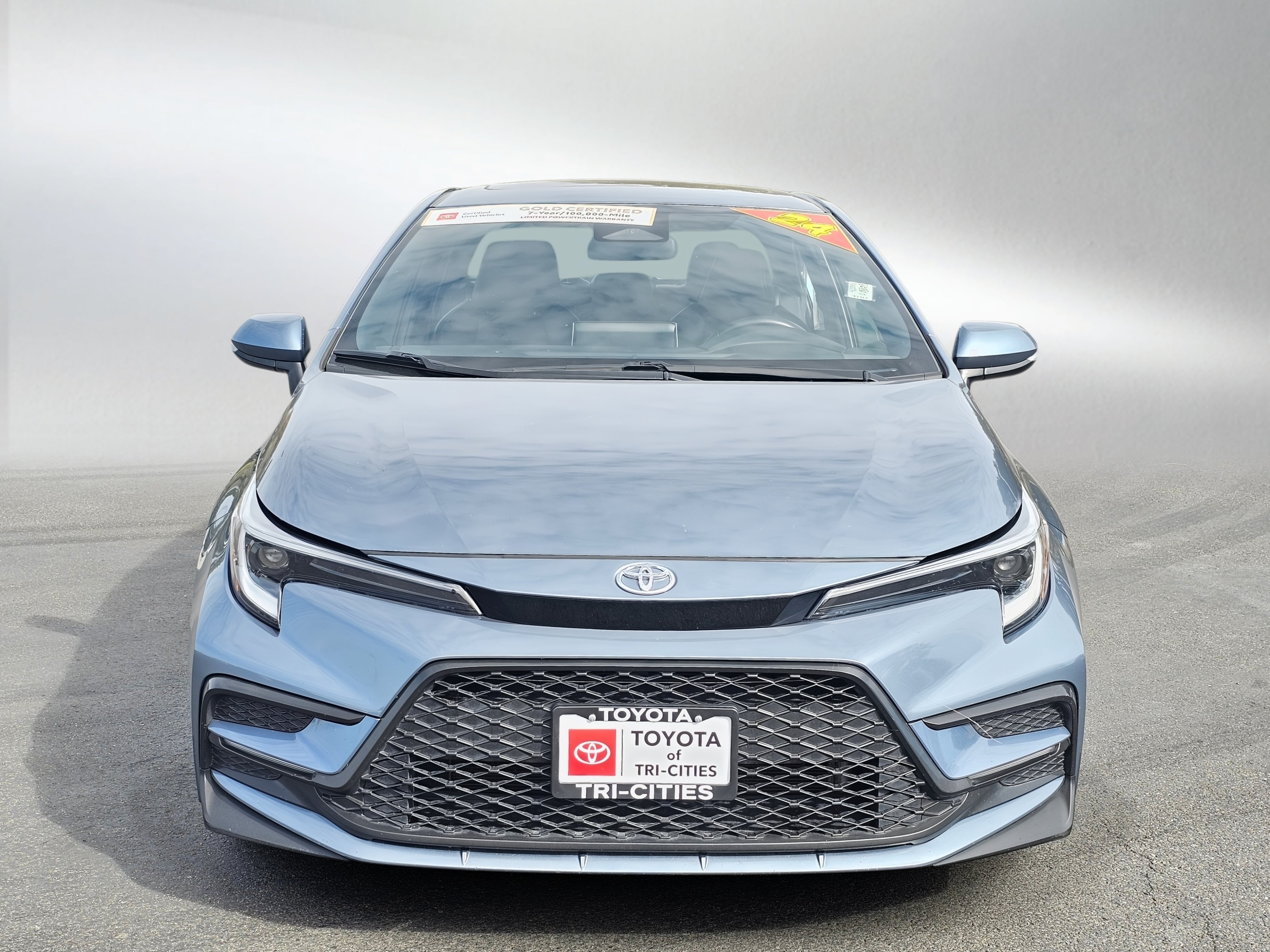 Used 2024 Toyota Corolla XSE FWD image 8