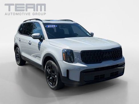 Used 2025 Kia Telluride EX X-Line AWD/4WD image 1