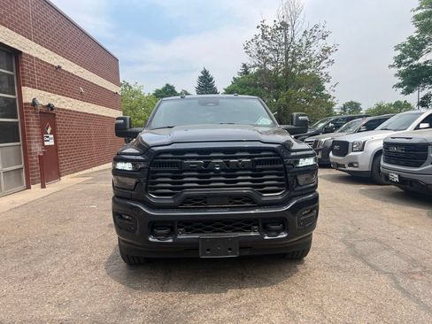 Used 2025 RAM 2500 Big Horn AWD/4WD image 2