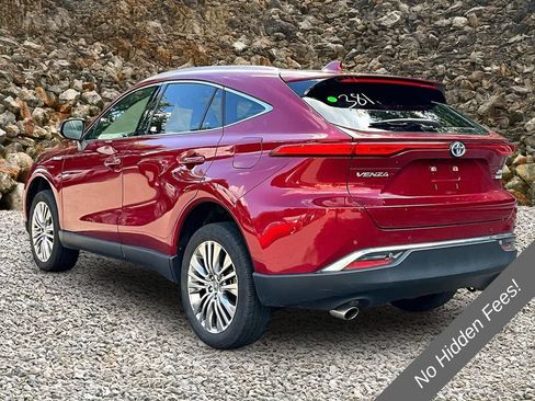 Used 2021 Toyota Venza XLE w/ Carpet Mat Package (TMS) AWD/4WD image 10