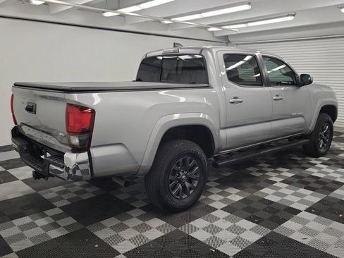 Used 2021 Toyota Tacoma SR5 RWD image 6