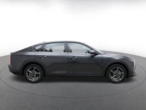 Used 2025 Kia K4 FWD image 10