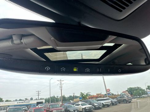 Used 2022 Nissan Pathfinder Platinum w/ Cargo Package AWD/4WD image 82