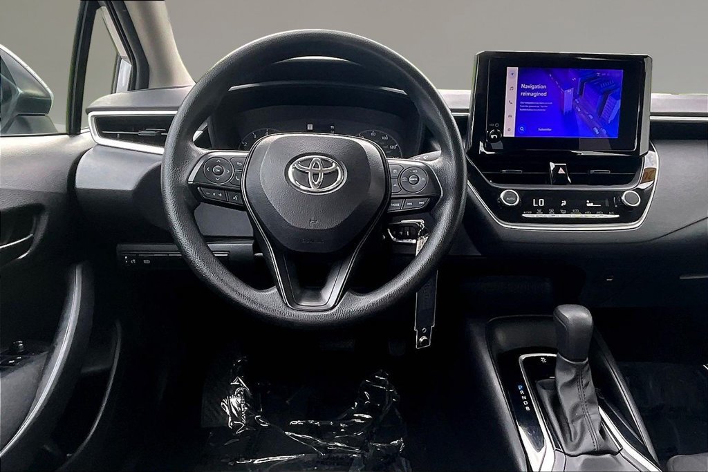 Used 2024 Toyota Corolla LE FWD image 8