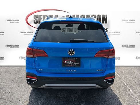 Used 2024 Volkswagen Taos SE AWD/4WD image 8