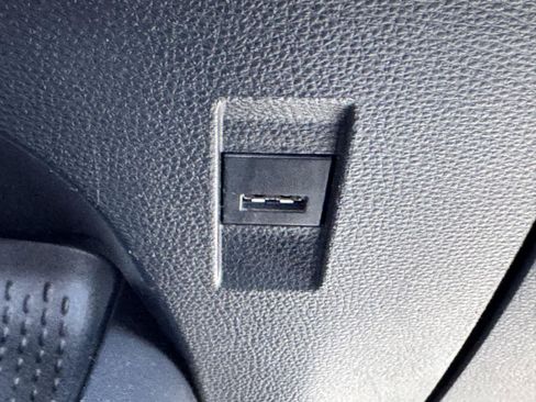 Used 2022 Toyota Corolla LE FWD image 26