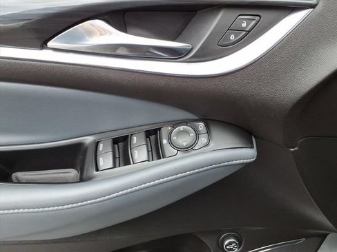Used 2024 Buick Enclave Essence w/ Sport Touring Edition FWD image 31