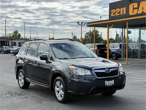 Used 2015 Subaru Forester 2.5i Premium w/ Popular Package #1 AWD/4WD image 3