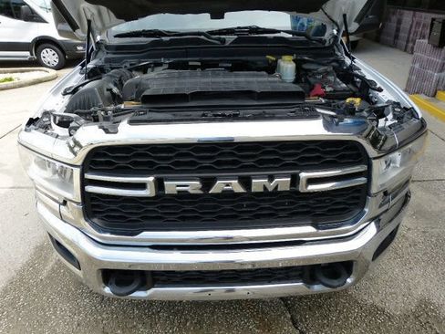 Used 2019 RAM 4500 Tradesman w/ Electrical Accessory Group AWD/4WD image 9