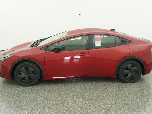New 2026 Toyota Prius SE image 9