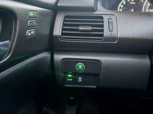 Used 2013 Honda Accord EX-L image 41