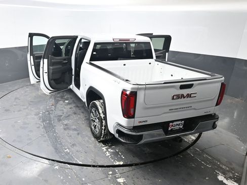Used 2025 GMC Sierra 1500 SLT image 62