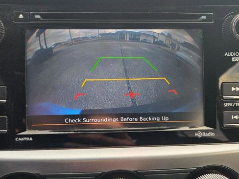 Used 2017 Subaru Crosstrek 2.0i Premium w/ Popular Package #2 image 16