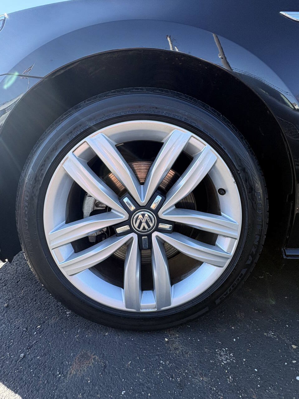Used 2017 Volkswagen Passat 1.8T R-Line w/ R-Line Lighting Package FWD image 10