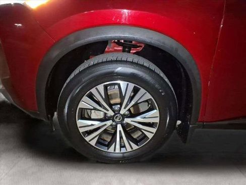 Used 2021 Nissan Rogue SV image 27