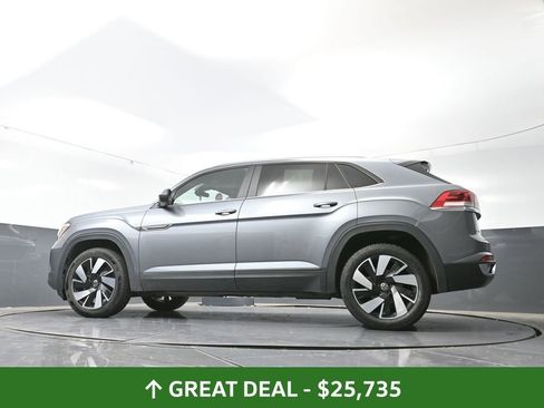 Used 2024 Volkswagen Atlas Cross Sport SE image 56