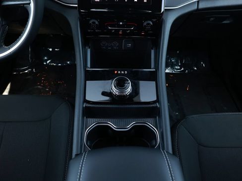 New 2026 Jeep Grand Cherokee L Laredo AWD/4WD image 26