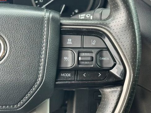 Used 2022 Toyota Tundra SR5 AWD/4WD image 23