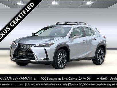 Certified 2025 Lexus UX 300h FWD w/ Accessory Package (Z2)