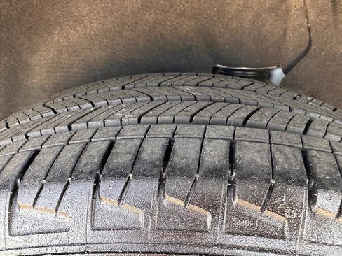 Used 2024 Chevrolet Equinox LT w/ LPO, Floor Liner Package image 28