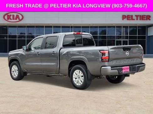 Used 2022 Nissan Frontier SV image 6