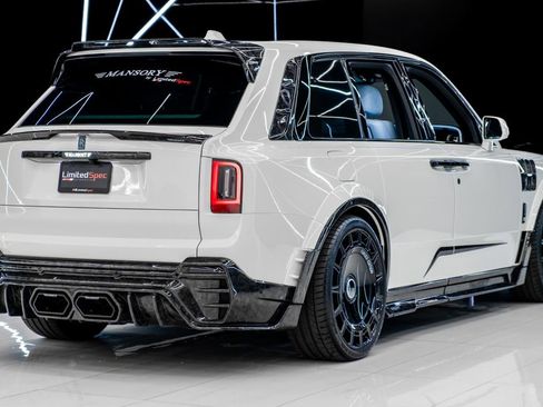 Used 2025 Rolls-Royce Cullinan image 9