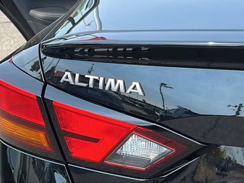 New 2025 Nissan Altima 2.5 SV w/ SV Special Edition Package image 11