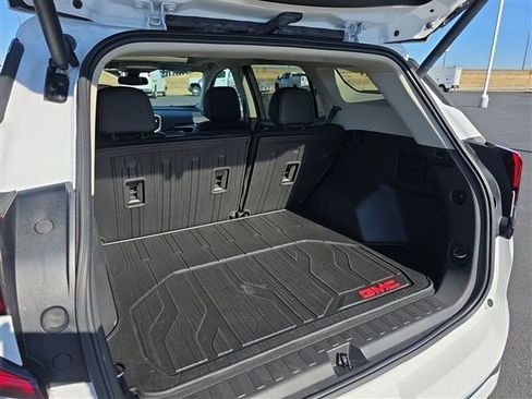 Used 2022 GMC Terrain Denali w/ LPO, Floor Liner Package image 34