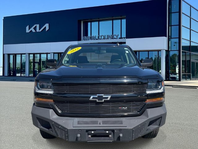 Used 2018 Chevrolet Silverado 1500 LT w/ All Star Edition AWD/4WD image 2